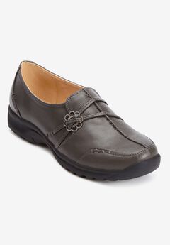 Flat Sandals for Wide Feet