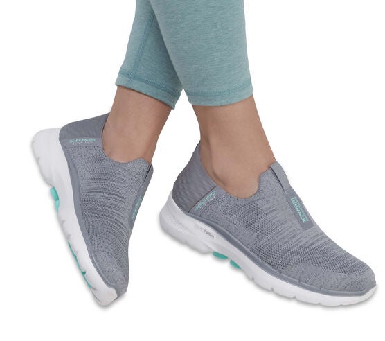 hands free slip on skechers shoes