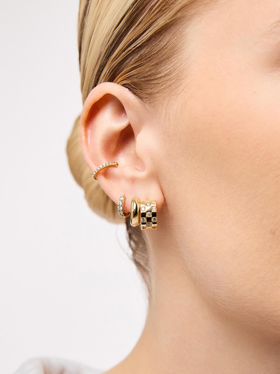 Small Hoop Earrings - Eden, GOLD, alternate image number 1