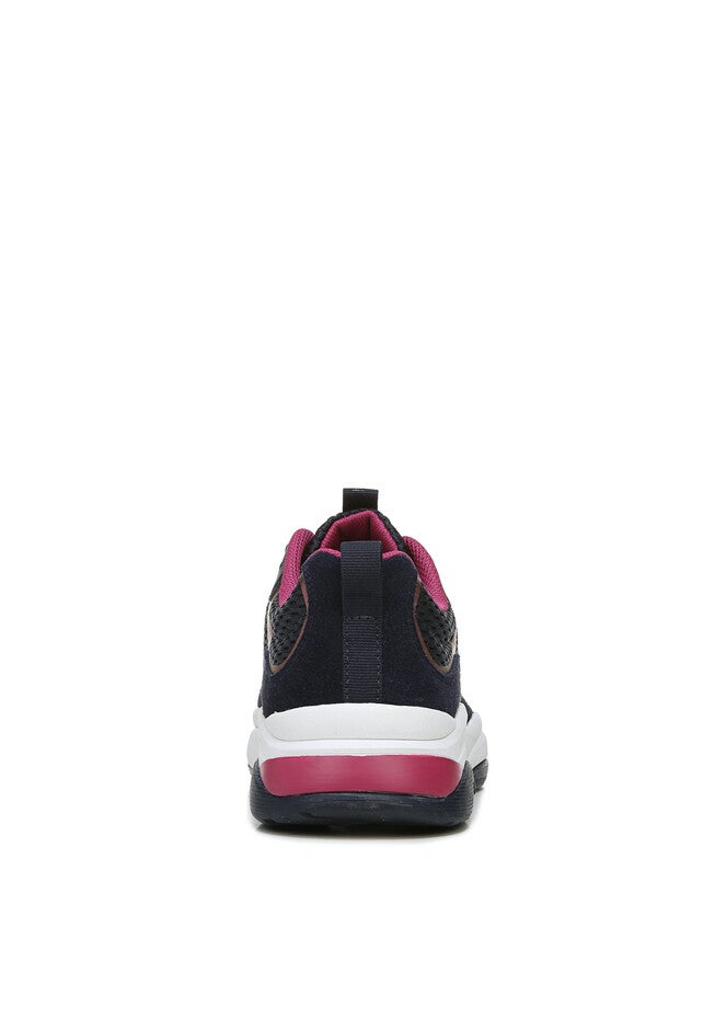 Nostalgia Walking Sneaker, , on-hover image number 1
