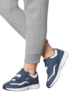 CV Sport Ina Sneaker