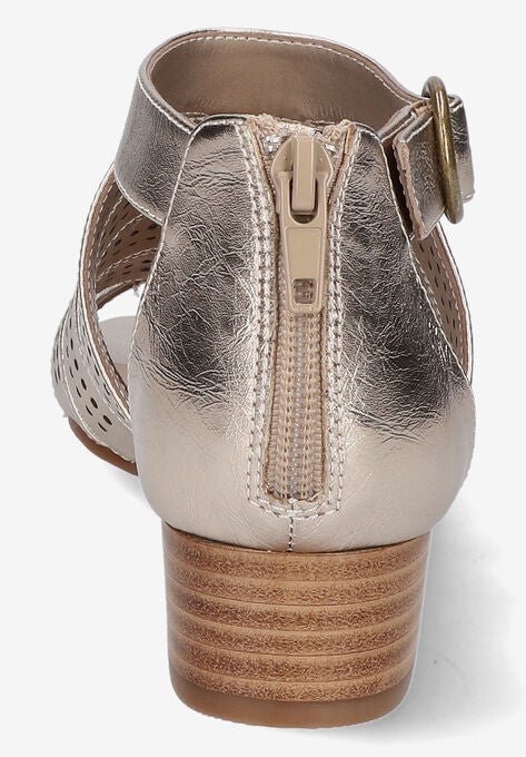 Betsy Sandal, , on-hover image number null