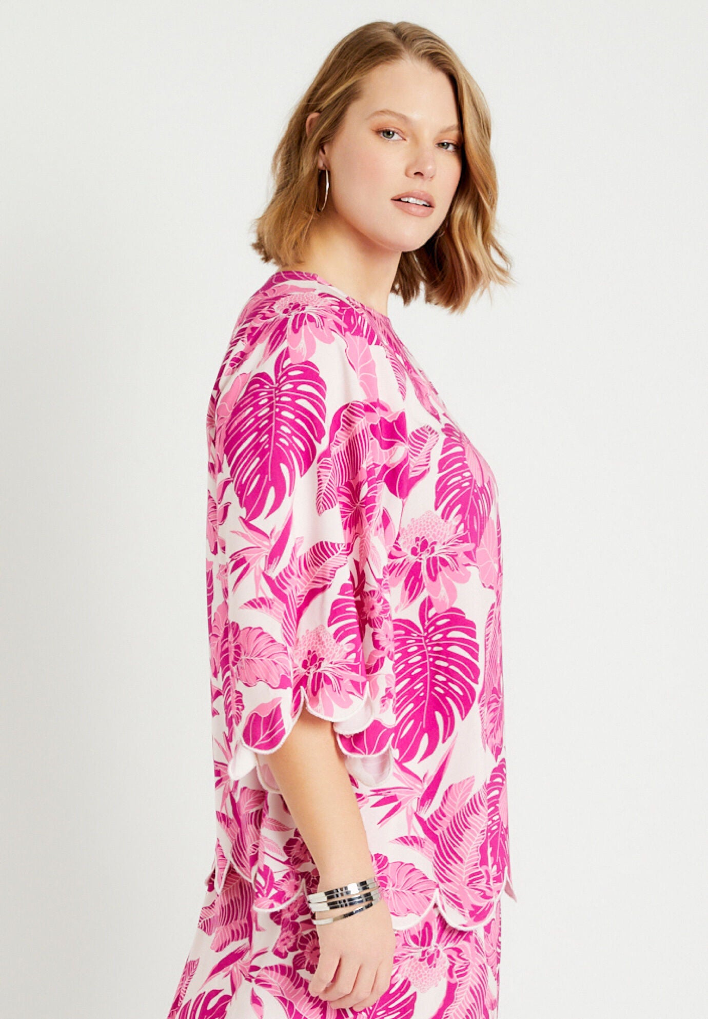 Scalloped Blouse, , alternate image number 2