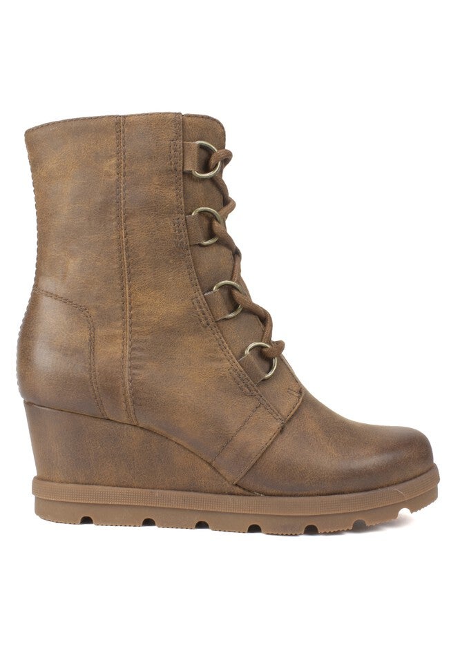 Nellie Bootie , , alternate image number null