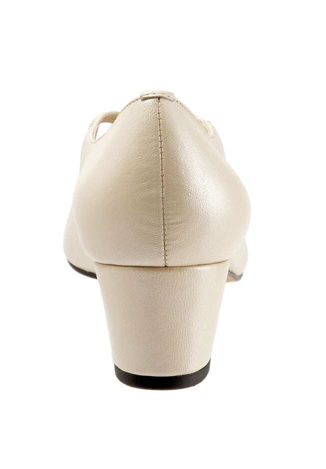 Jamie Pump by Trotters®, , on-hover image number null