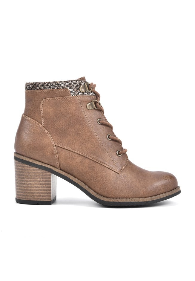 Delroy Bootie , , alternate image number null