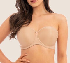 Smoothing Underwire Molded Strapless Bra