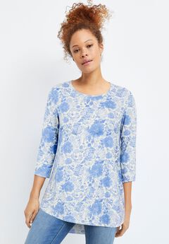 Stretch Knit Scoop Neck 3/4 Sleeve Curved Hem Tunic