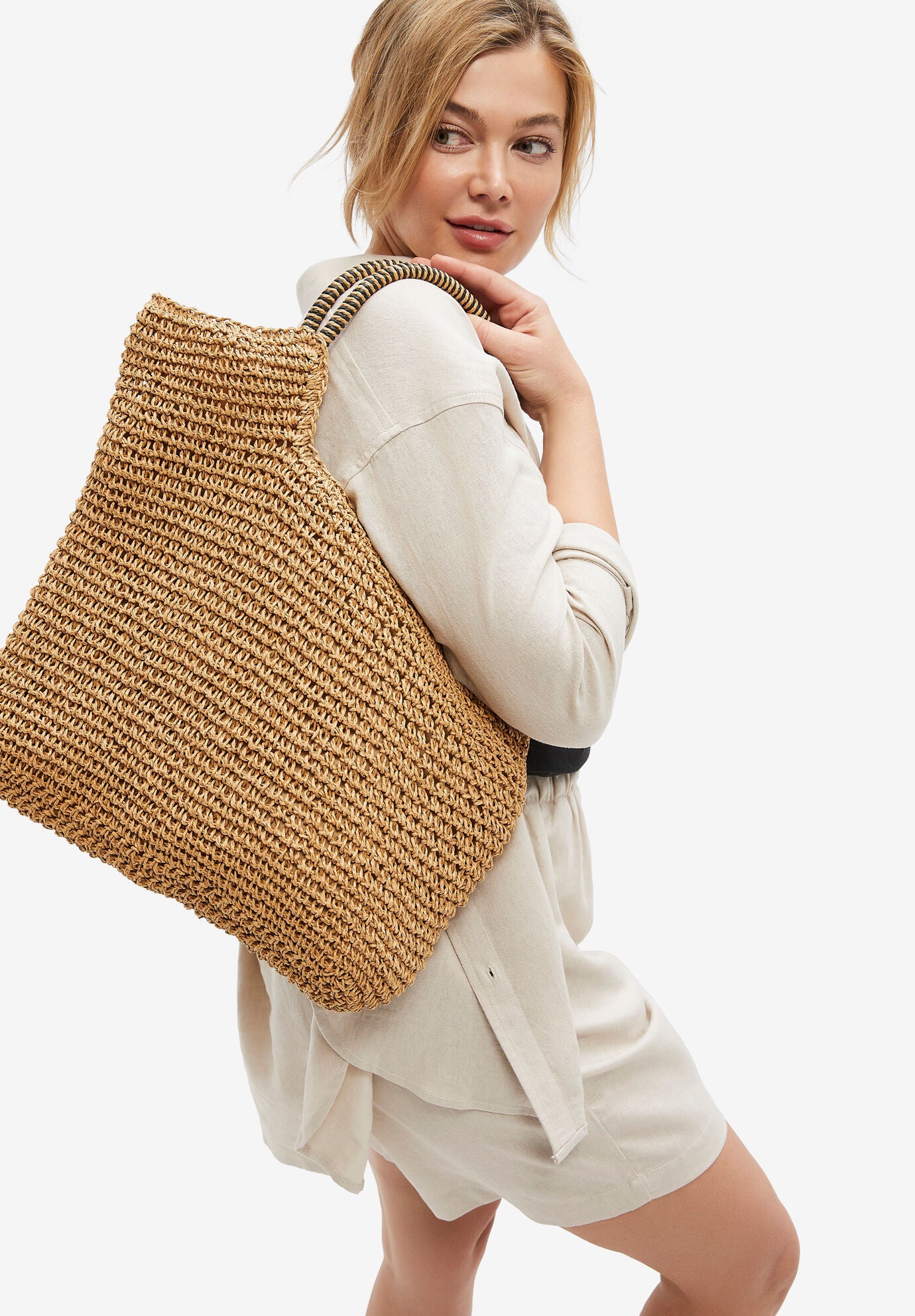 Straw tote 2025 with zipper