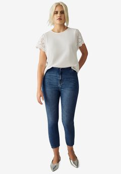Slim 5-Pocket Stretch Mid-Rise Denim Capri