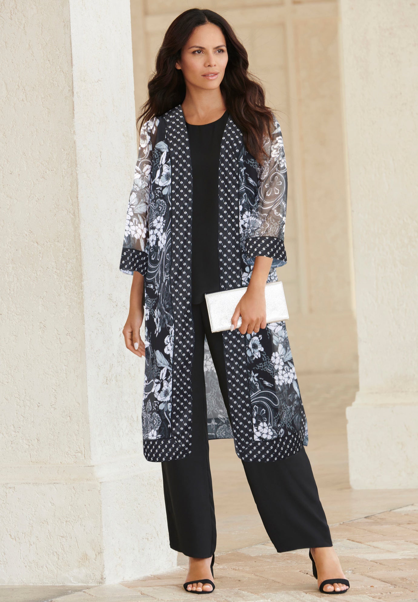 Plus-Size 3/4 Sleeve 3 Piece ITY Printed Duster Pant Set image number 4