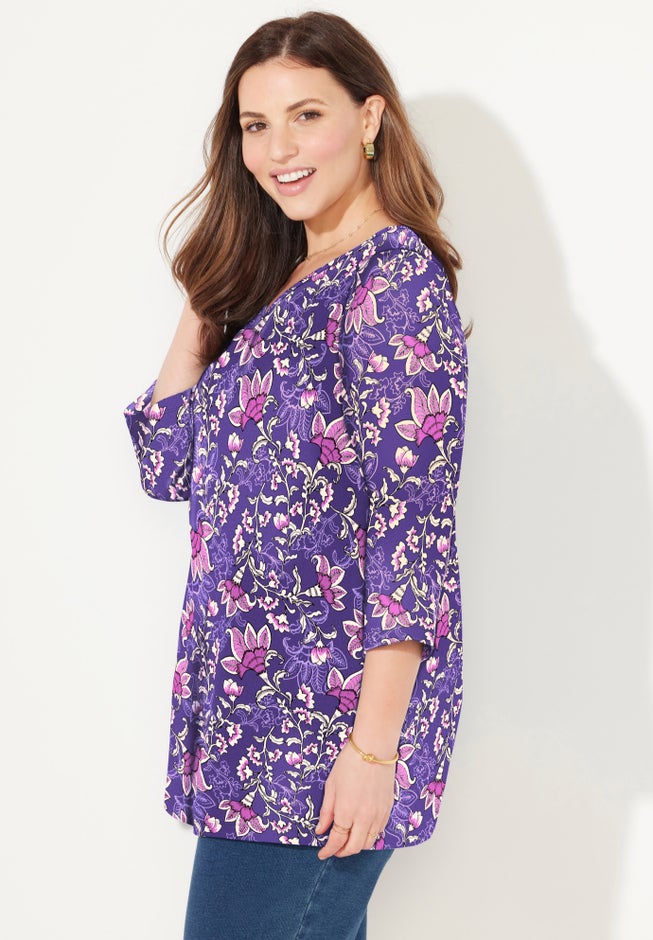 Suprema&reg; 3/4 Sleeve V-Neck Tee image number 2