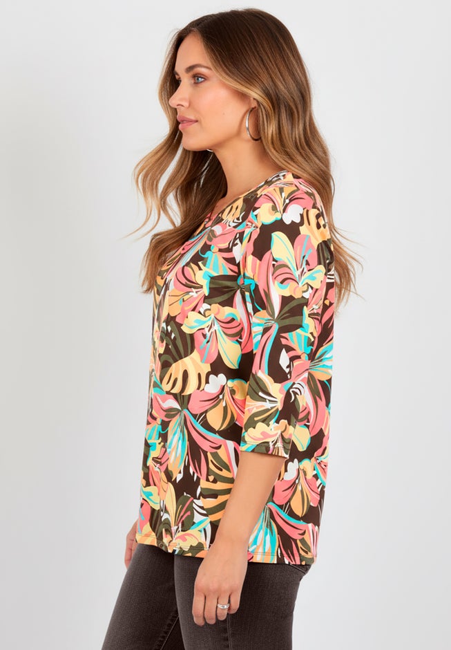 Suprema&reg; 3/4 Sleeve V-Neck Tee image number 2