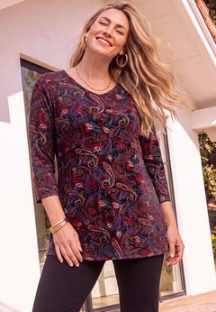 Suprema&reg; 3/4 Sleeve V-Neck Tee