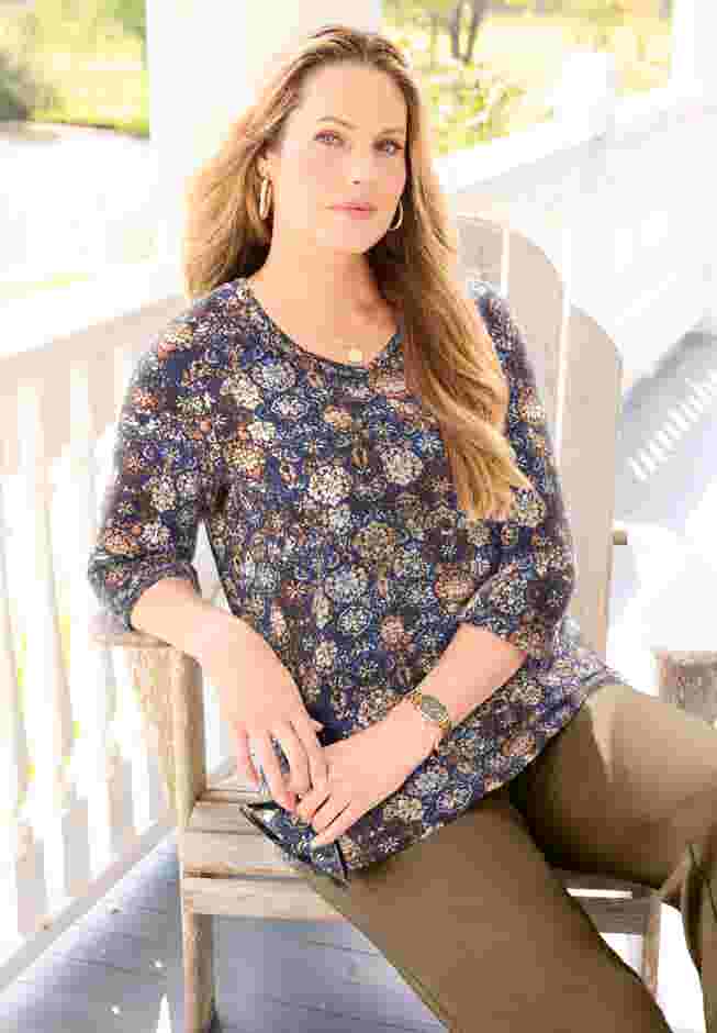 Suprema® 3/4 Sleeve V-Neck Tee image number 0