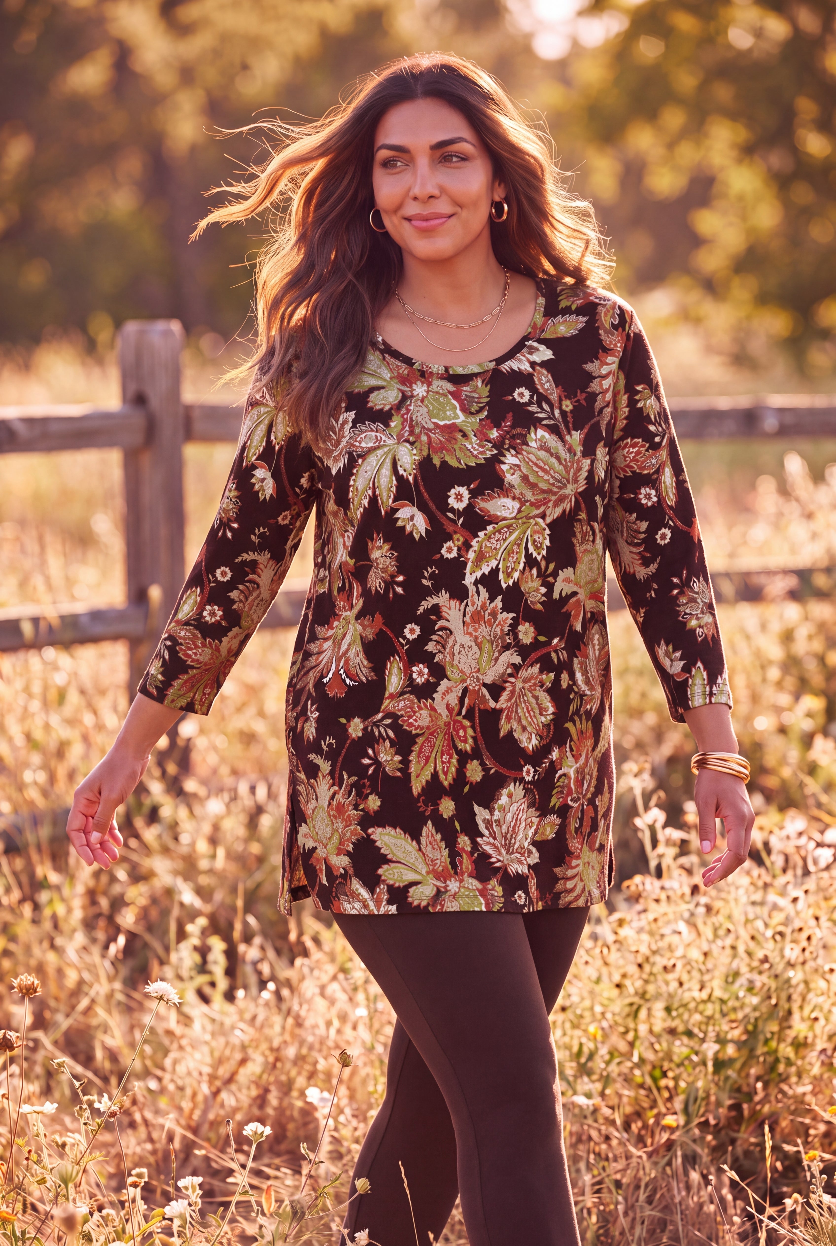 Easy Fit 3/4-Sleeve Scoopneck Tunic image number 0