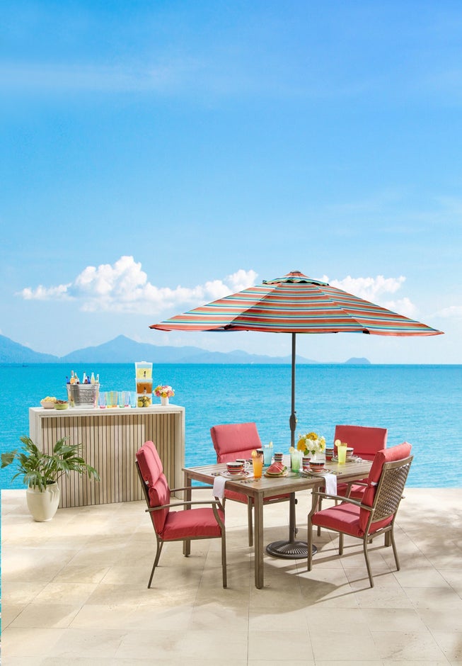 9 Ft. Tilt-and-Crank Umbrella image number 1