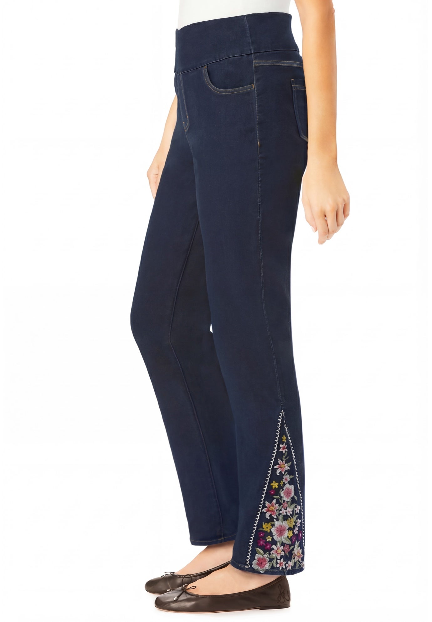Smooth Waist Pull-On Flex Fit Straight-Leg Stretch Denim Jeans image number 6