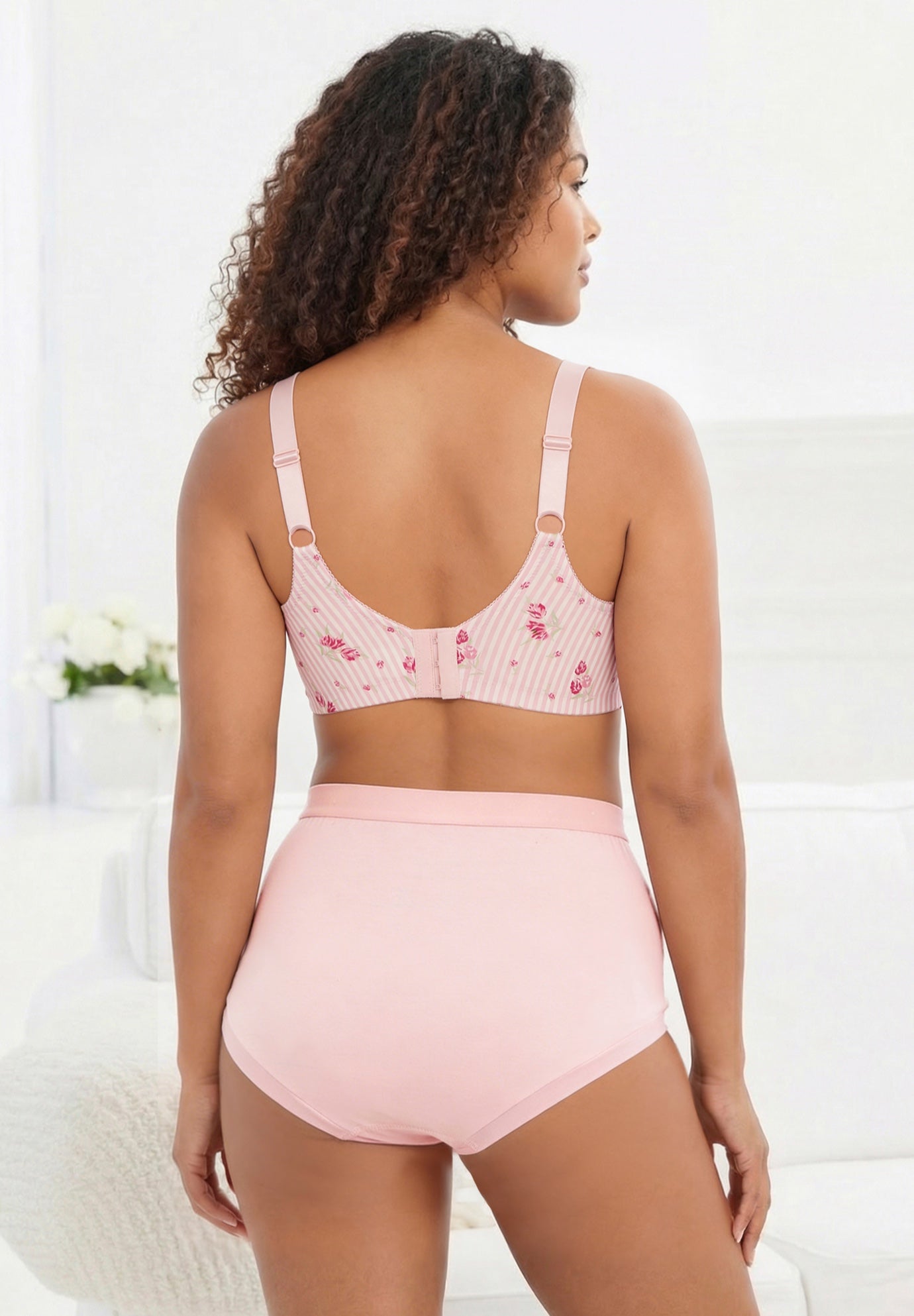 Underwire Microfiber T-Shirt Bra image number 1