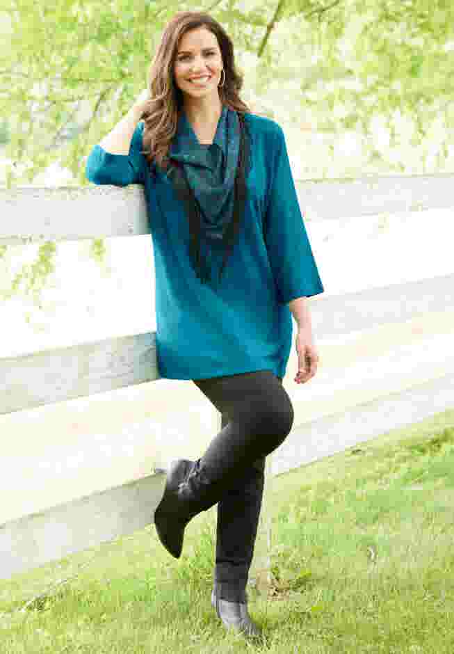 Impossibly Soft Tunic & Scarf Duet image number 0