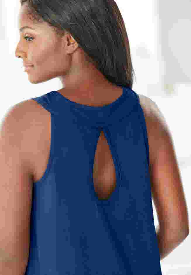 Scoopneck Tank & Capri Legging PJ Set  image number 6