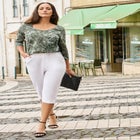 Stretch Cotton Scoop Neck Tee image number null