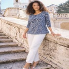 Stretch Cotton Scoop Neck Tee image number null