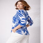 Stretch Cotton Scoop Neck Tee image number null