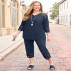 Suprema&reg; Crochet Trim Capri image number null