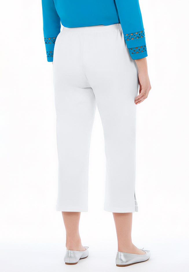 Suprema&reg; Crochet Trim Capri image number 1