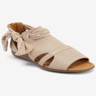 The Annika Shootie image number null