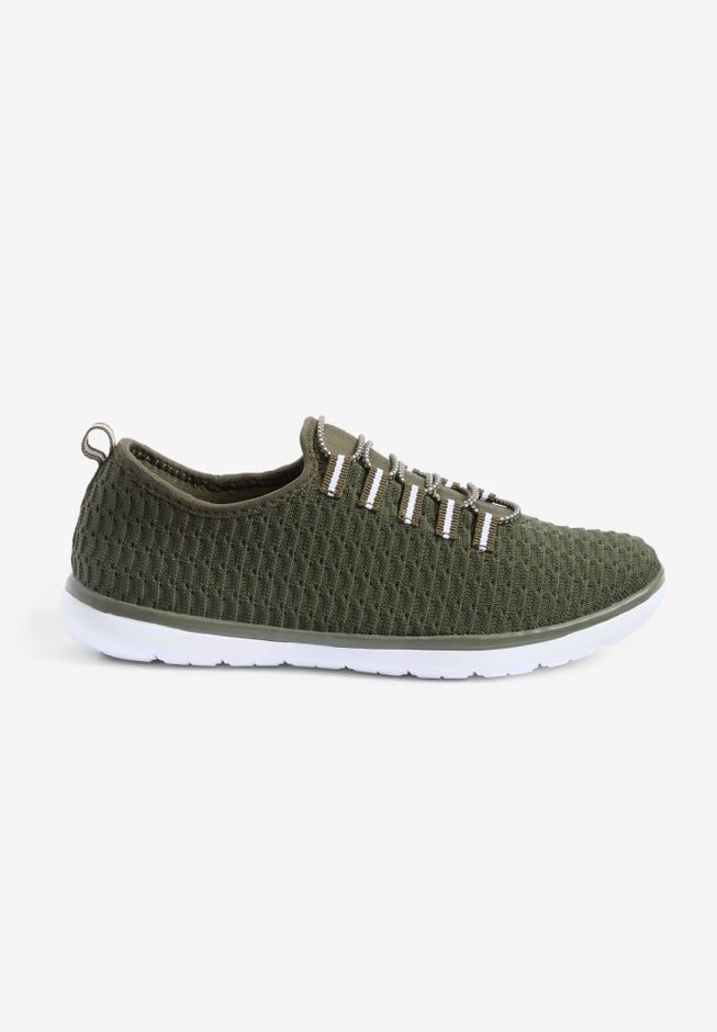 The CV Sport Ariya Textured Knit Slip On Sneaker image number 4