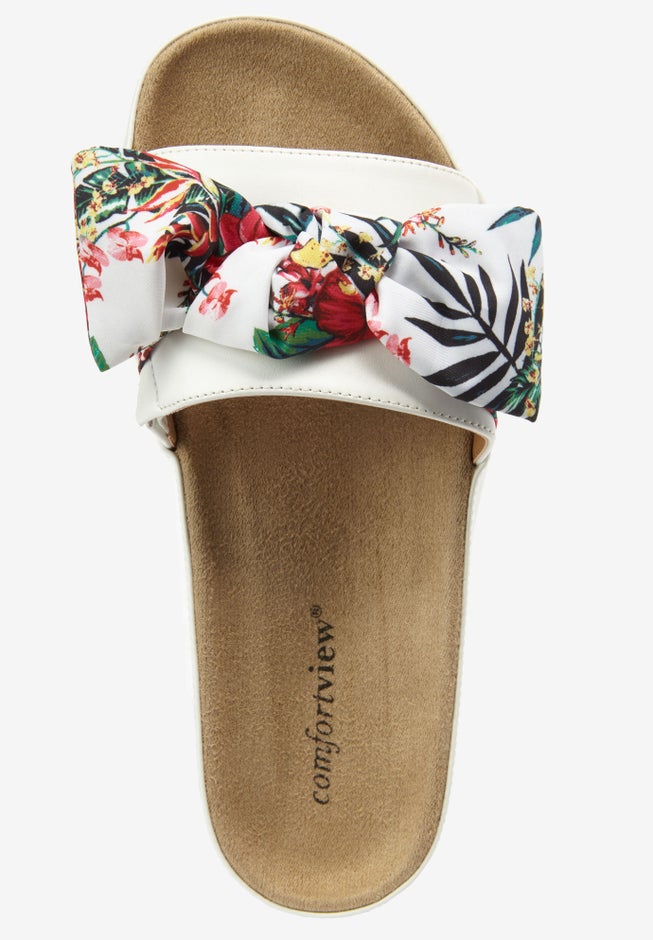 The Stassi Footbed Sandal image number 4