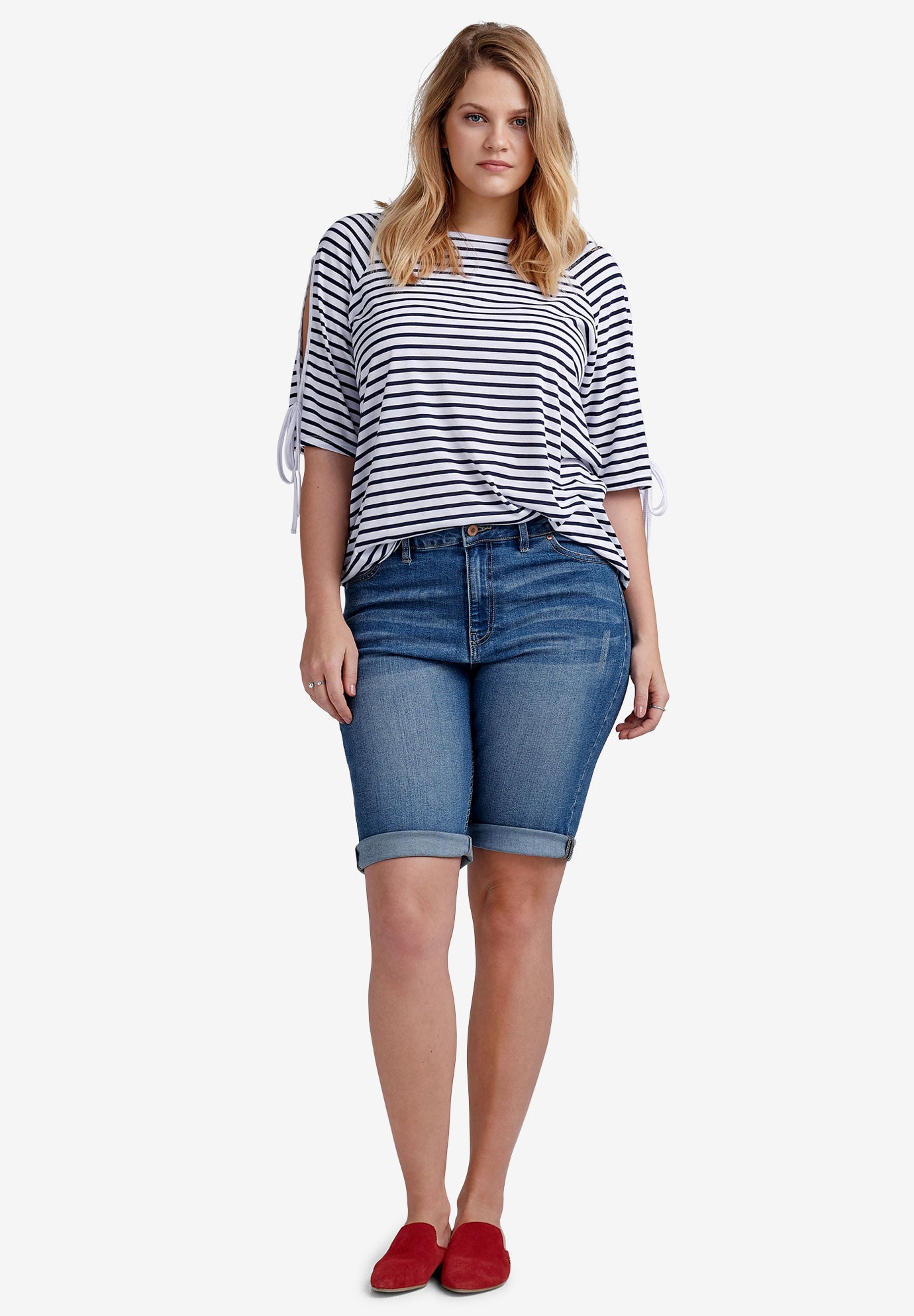 Mid-Rise Stretch Denim Bermuda Shorts image number 3