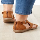 The Kaia Shootie image number null