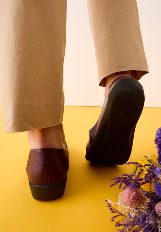 The Gab Slip On Flat image number 7