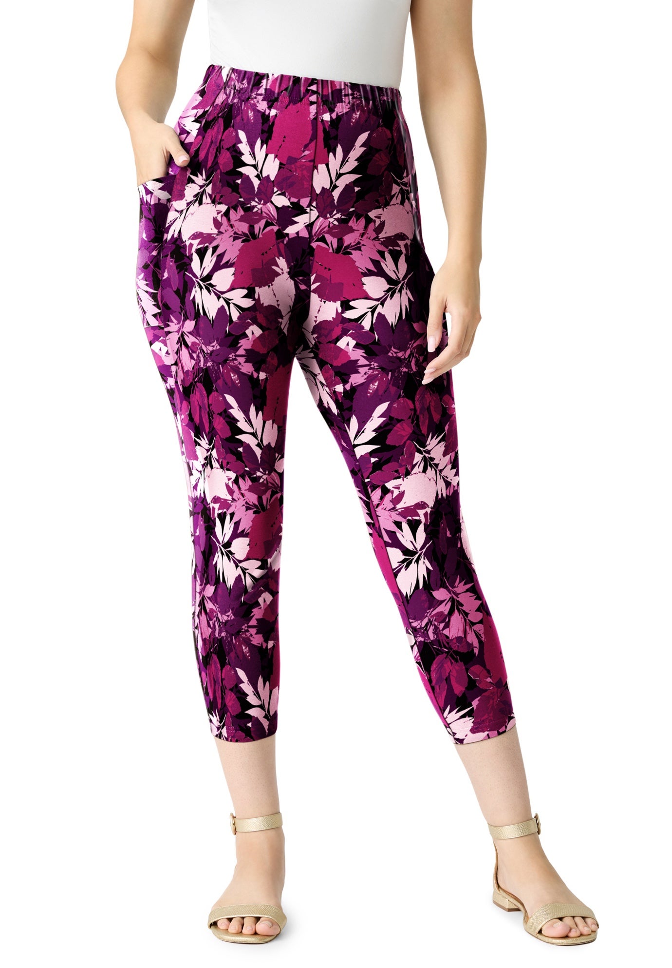 Side-Pocket Essential Capri Legging image number 0