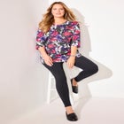 Easy Fit 3/4-Sleeve V-Neck Tunic image number null