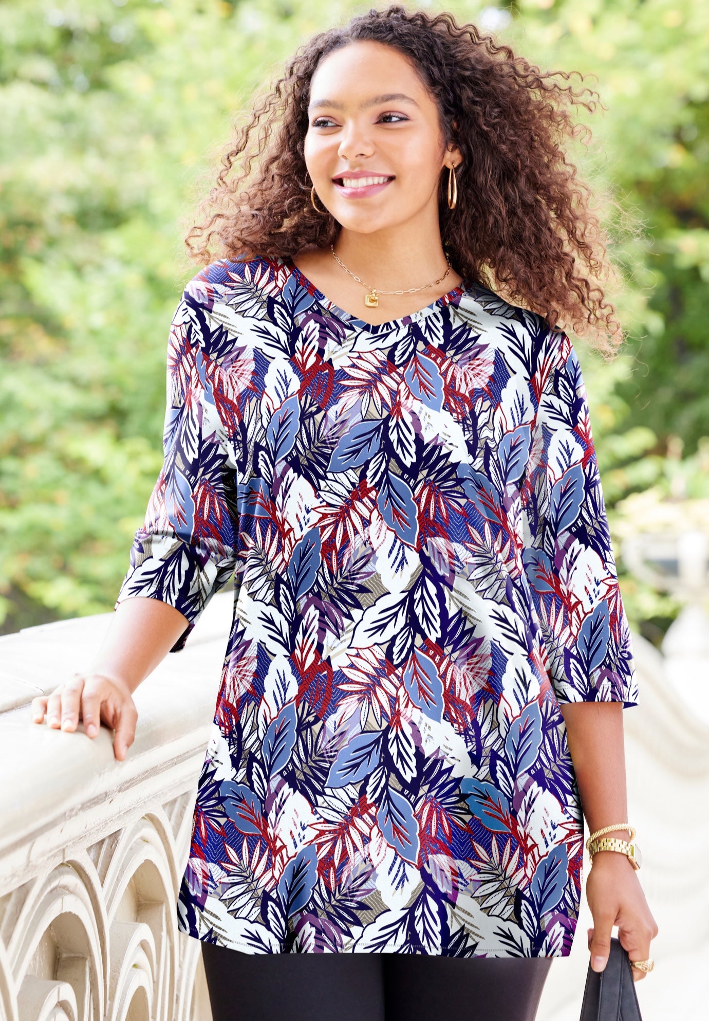 Easy Fit 3/4-Sleeve V-Neck Tunic image number 0