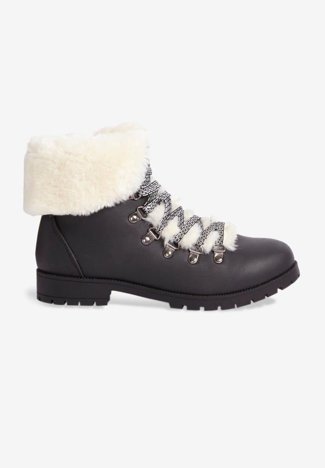 The Arctic Bootie  image number 3