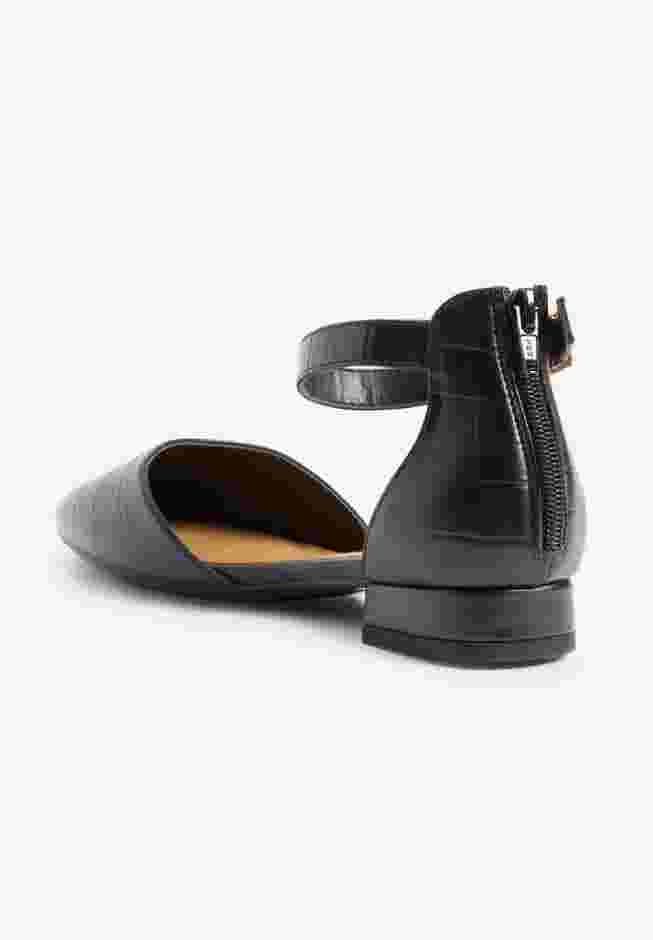 The Loucia Pump image number 1