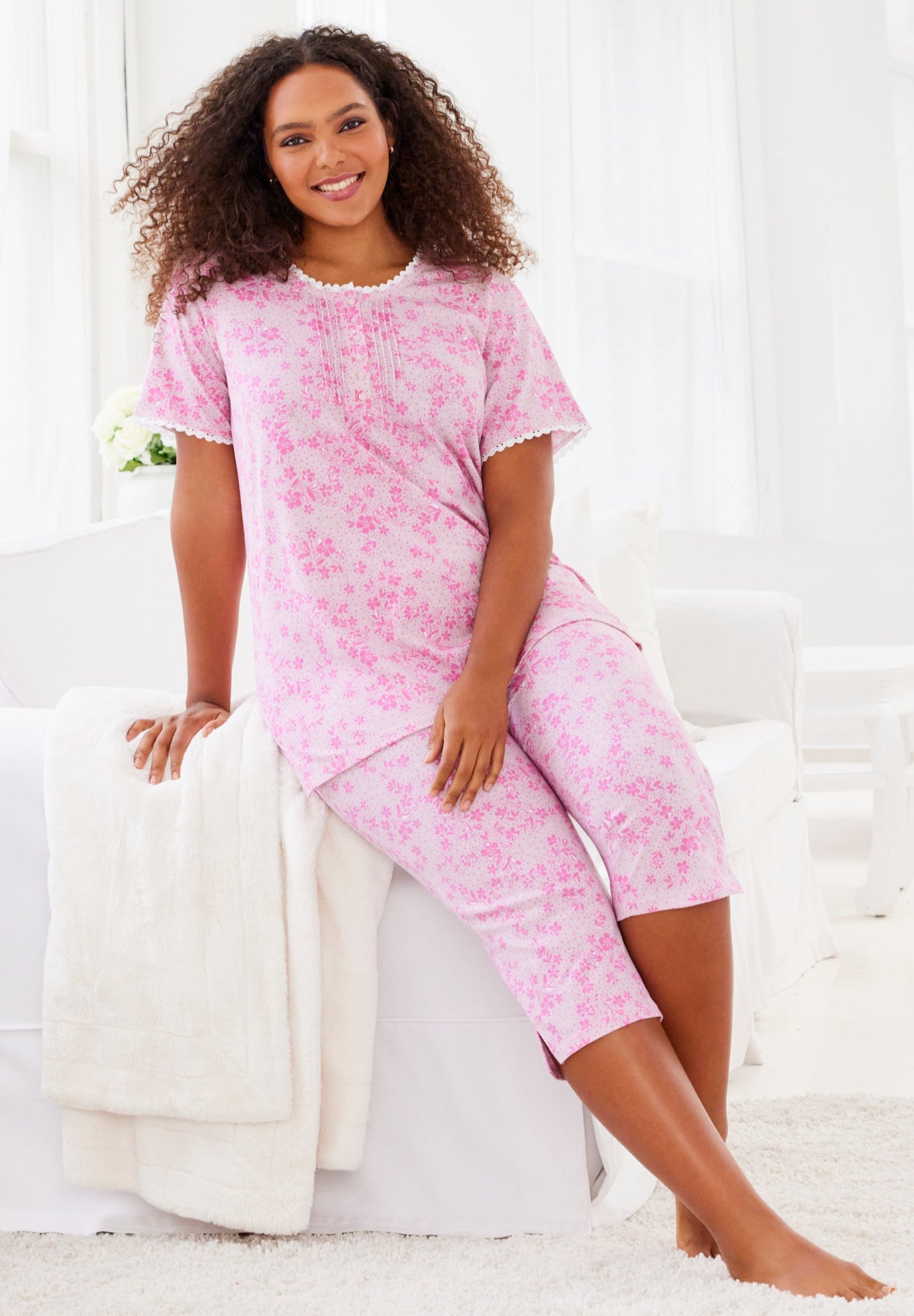 2-Piece Pintuck Tee and Capri Sleep Set image number 0