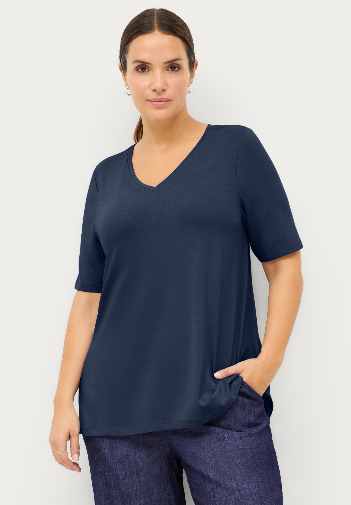 Stretch Knit V-neck Short Sleeve Tunic image number 0