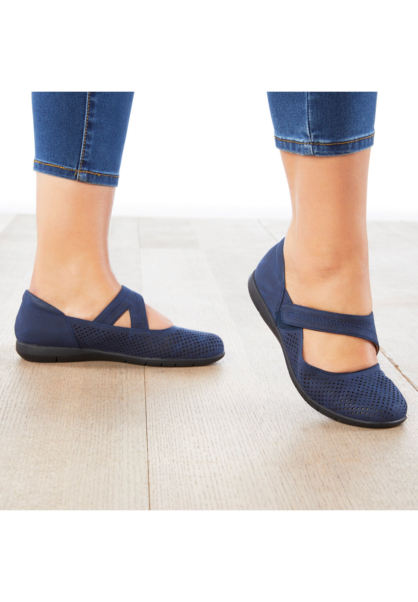 The Ezra Flat  image number 8