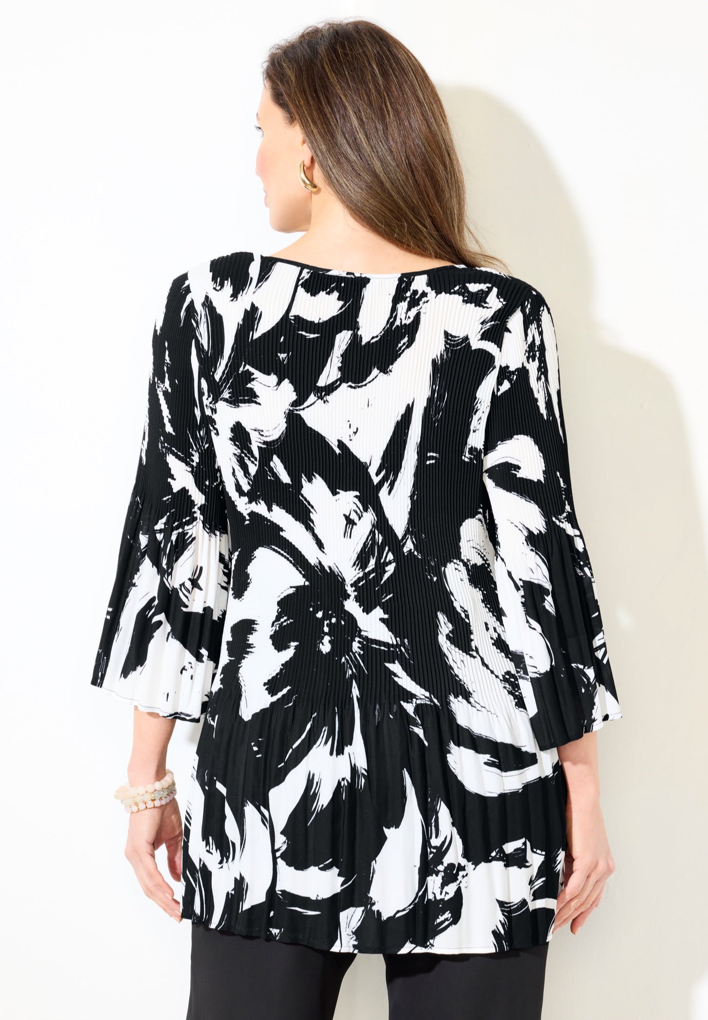 Affinity Chain Pleated Blouse image number 1