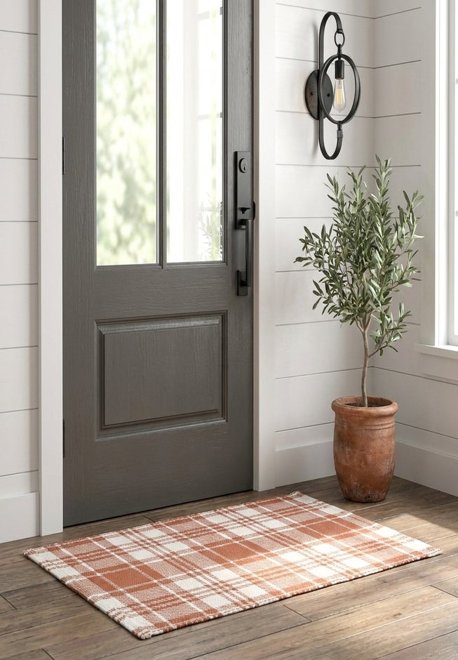 Handwoven Plaid Indoor/Outdoor Layering Rug image number 3