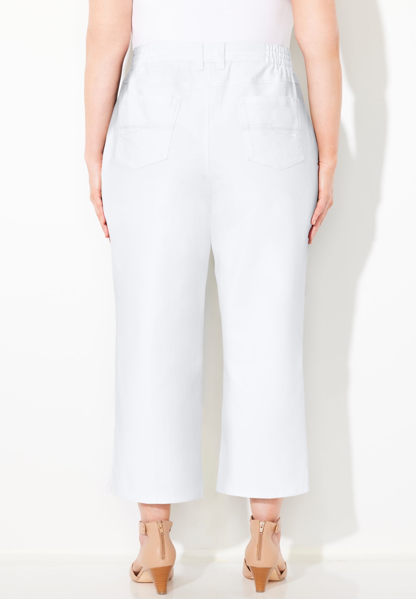 Right Fit&reg; Curvy Crop Jean image number 1