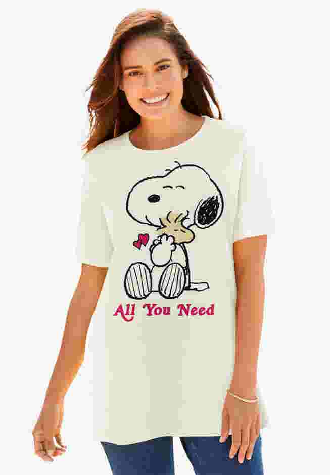 Peanuts Women’s Short Sleeve Valentine’s Day Snoopy Hug image number 0