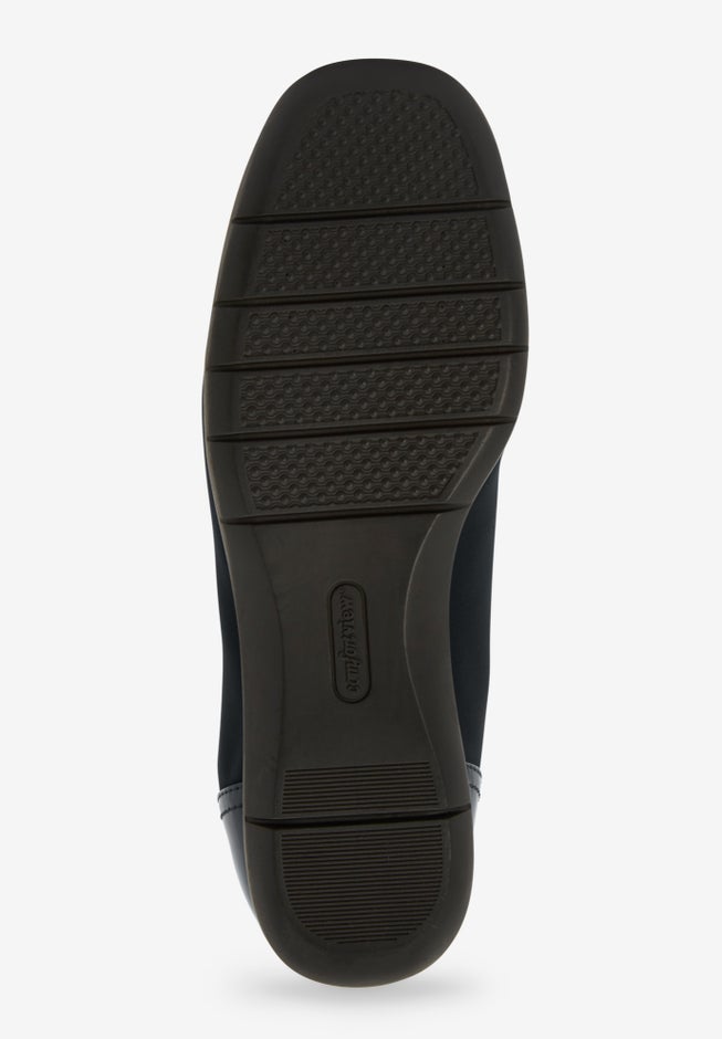 The Lyra Slip On Flat image number 2