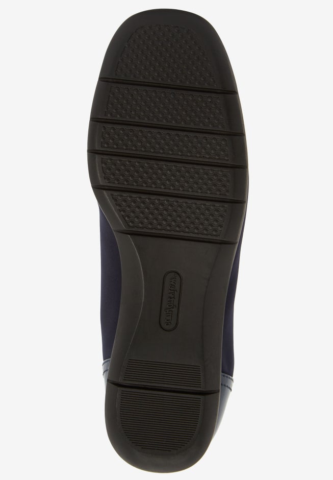 The Lyra Slip On Flat image number 3